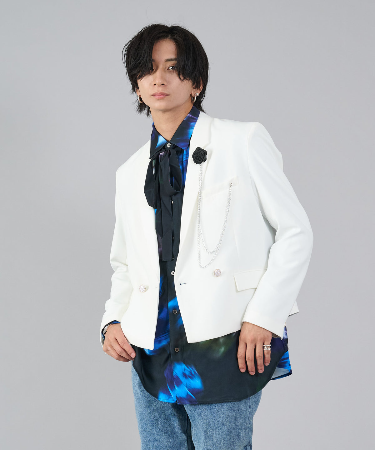 コサージュ付きWショートジャケット