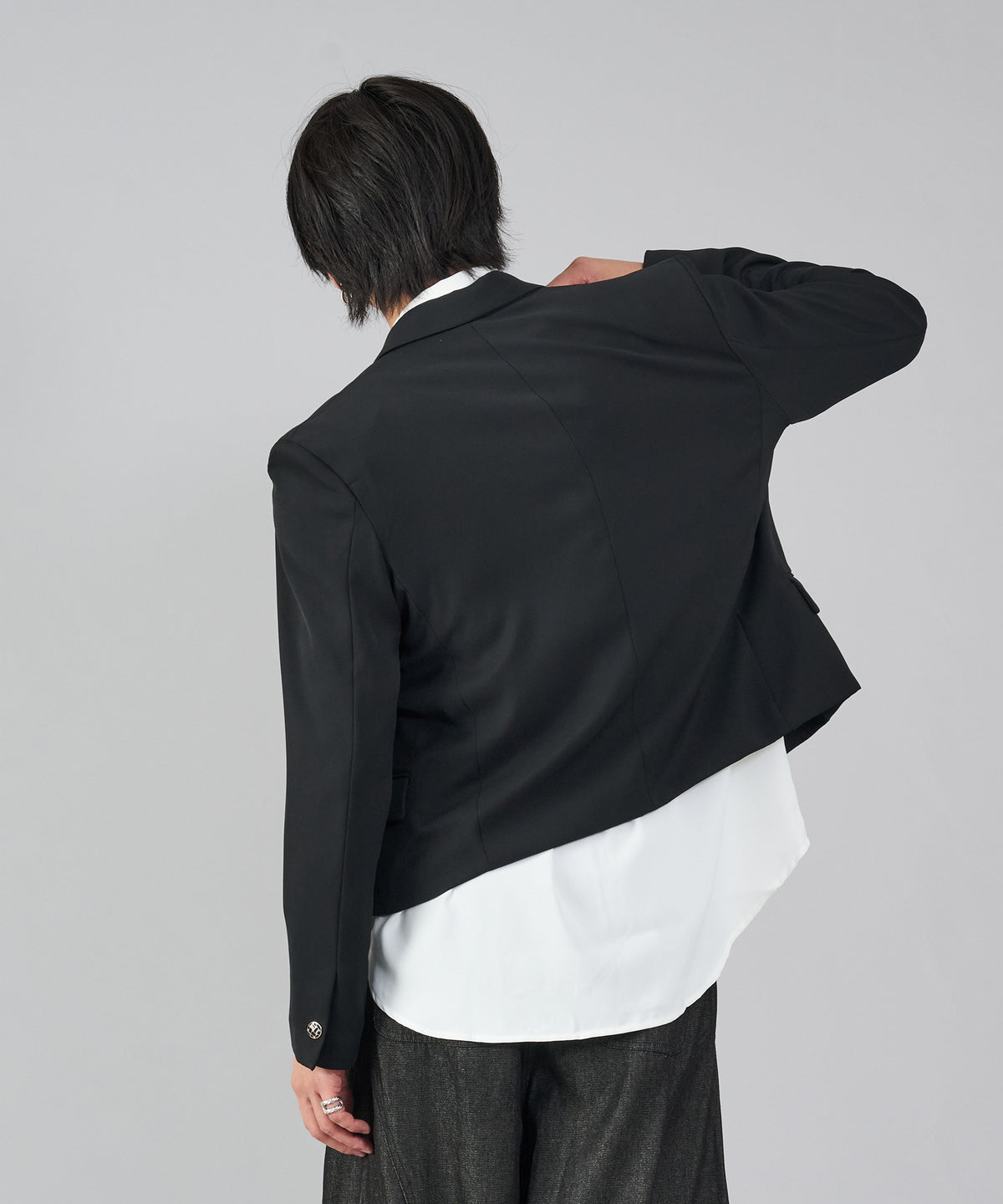 コサージュ付きWショートジャケット