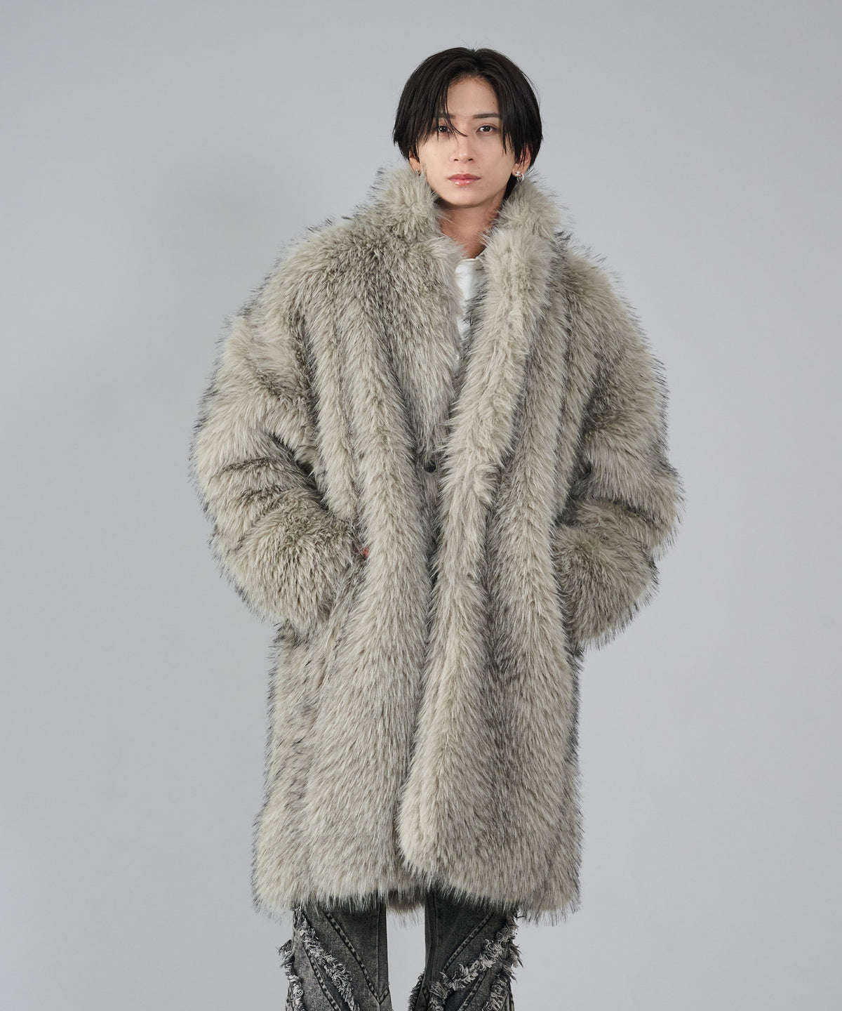ファードロップショルダーチェスターコート