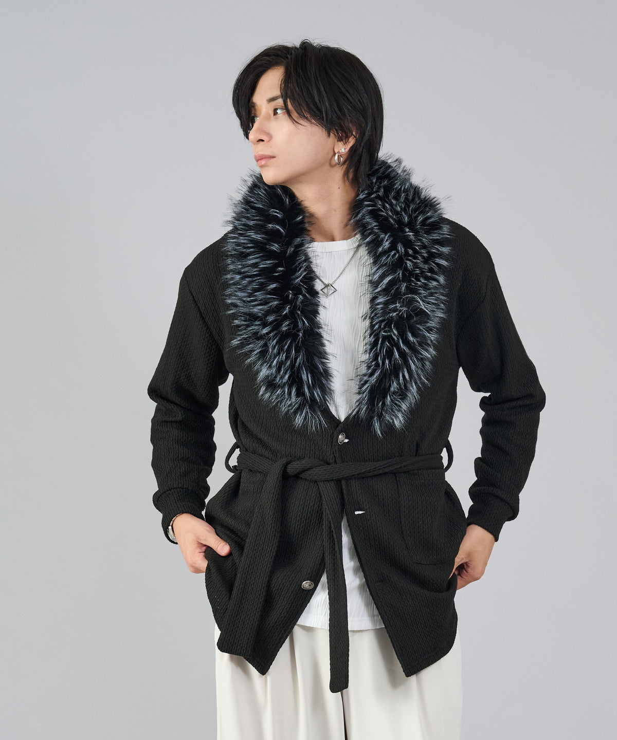 ニットソーショールファーカーデ