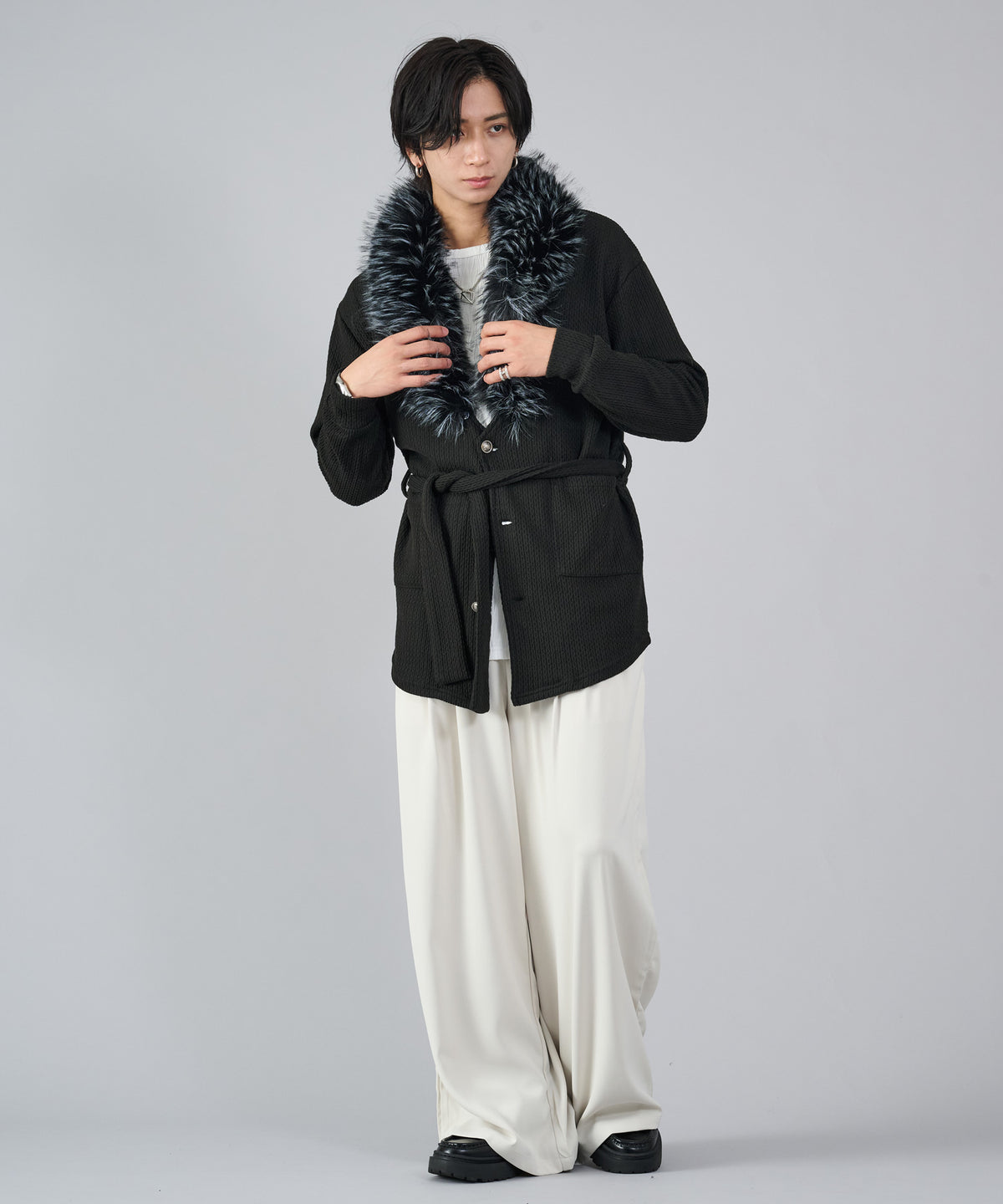 ニットソーショールファーカーデ