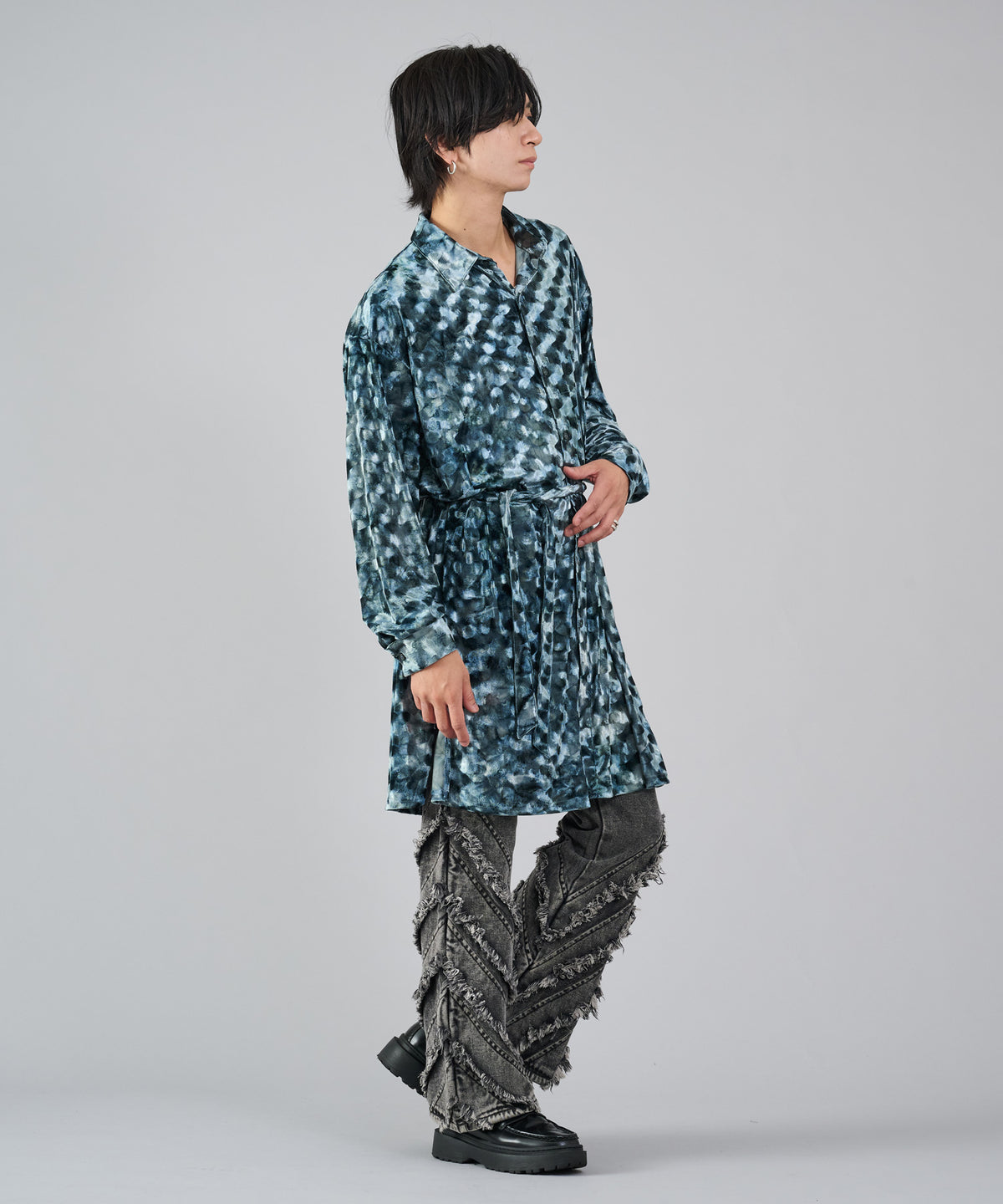 ベロアロングシャツ