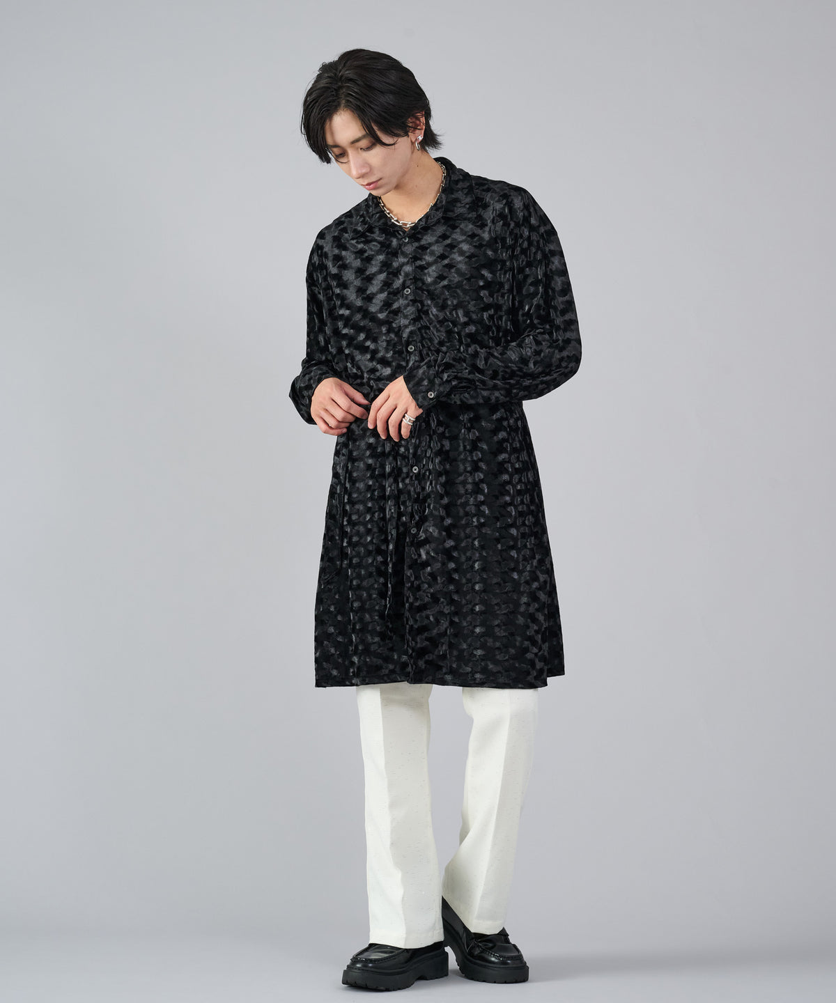ベロアロングシャツ