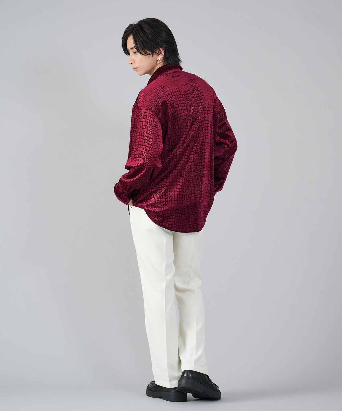 パイソン型押しベロアシャツ