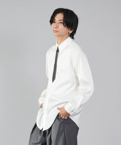 ラインストーンタイ付きシャツ